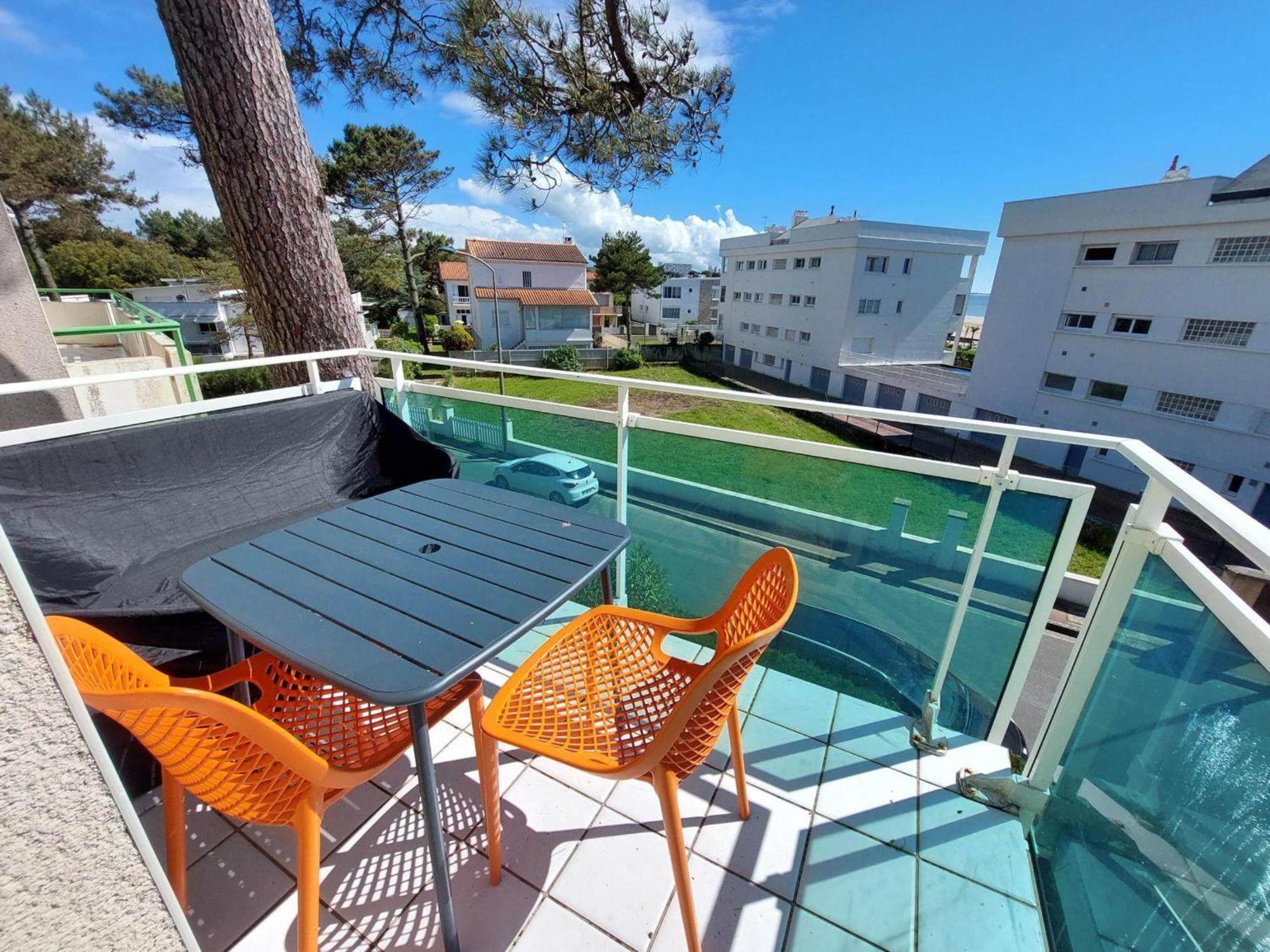 Charmant Appart Renove A 50M De La Plage Avec Balcon Et Parking - Fr-1-550-78 Royan Kültér fotó
